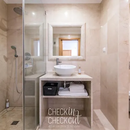 Apartamento Checkincheckout Panorama Luxury Flat