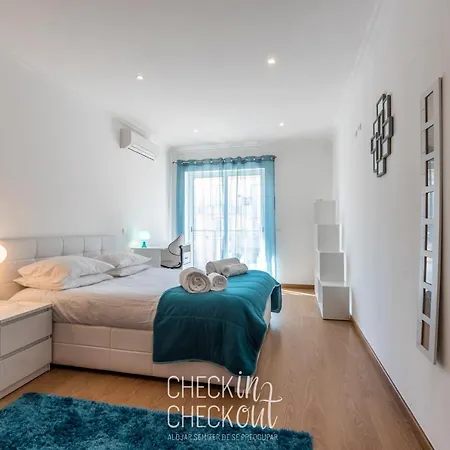 Checkincheckout Panorama Luxury Flat