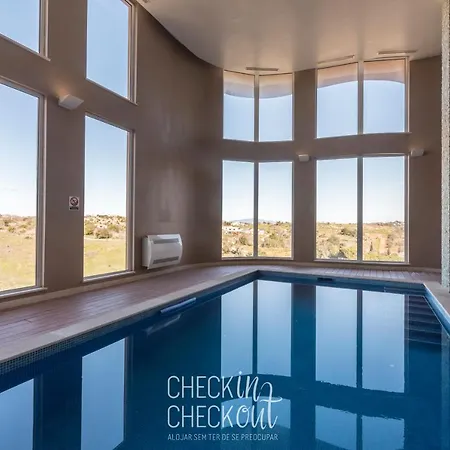 Checkincheckout Panorama Luxury Flat
