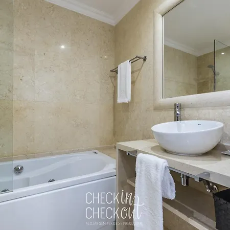 Apartment Checkincheckout Panorama Luxury Flat Lagos