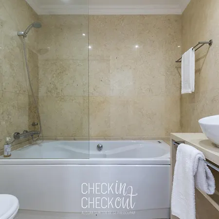 Checkincheckout Panorama Luxury Flat * Lagos